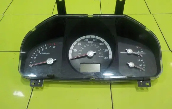 KIA Sportage Speedometer (instrument cluster) 940011F221