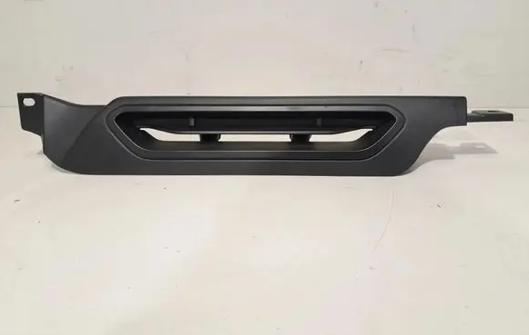 BMW i8 Quarter panel pressure vent 7456194