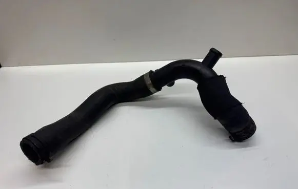 Volkswagen PASSAT B6 Engine coolant pipe/hose 3C0121087A
