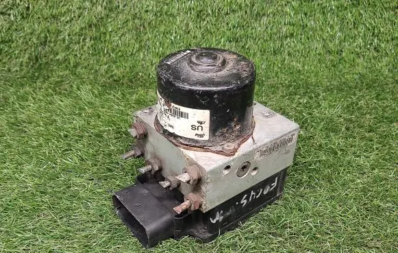 Ford Focus ABS Pump 10094801053 5WK8458