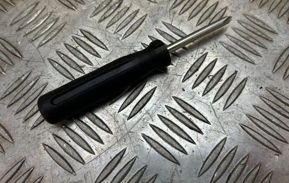 BMW 5 F10 F11 Wheel nut wrench 