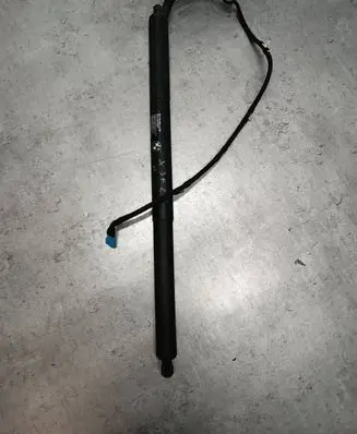 BMW X3 F25 Shock absorber/damper mounting bracket 7232004