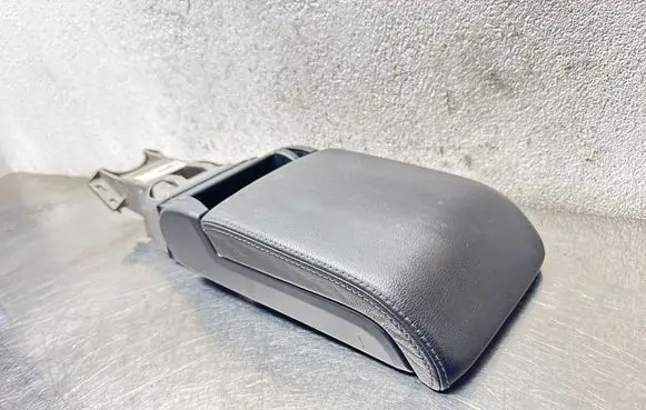Opel Vectra C Armrest J3200AL 1132313 13242818