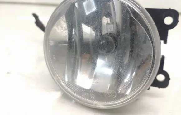 Peugeot 208 Front fog light 9675450980 11417682
