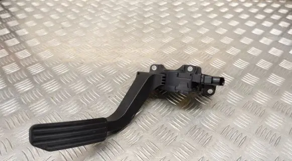 Land Rover Evoque I Accelerator throttle pedal BJ329F836BB