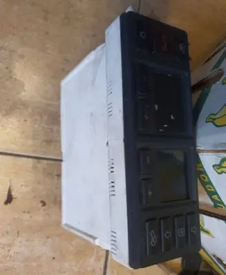 Audi A4 S4 B5 8D Climate control unit 8D0820043D 5HB00650011