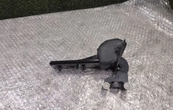 Renault Master III Sliding door middle roller runner 777640623R