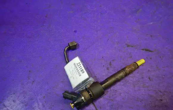 Alfa Romeo 147 Fuel injector 0445110068