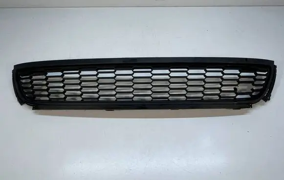 Volkswagen Polo V 6R Front bumper lower grill 6R0853677A 5239702