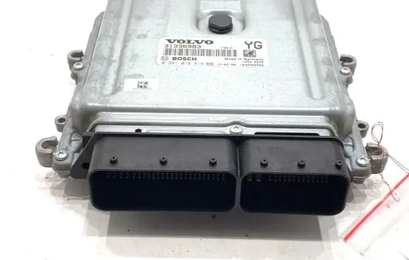 Volvo XC60 Engine control unit/module ECU 31336983