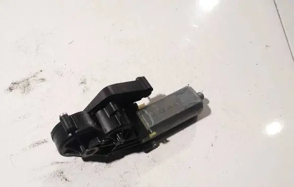 Chrysler 300 - 300C Seat adjustment motor 0390203208