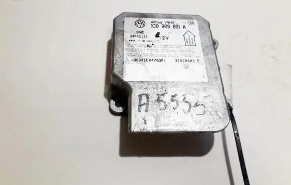 Skoda Fabia Mk1 (6Y) Airbag control unit/module 1c0909601a 5wk43123