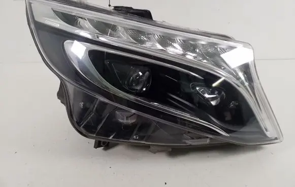 Mercedes-Benz Vito Viano W447 Headlight/headlamp A4479060201