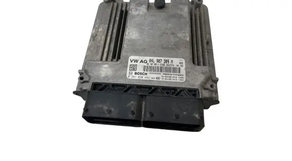 Volkswagen PASSAT B8 Engine control unit/module 04L907309M 0281030462