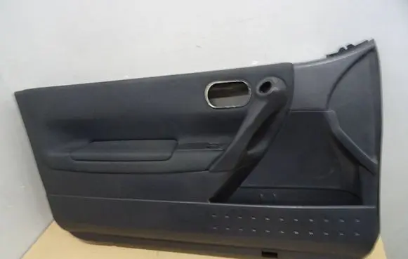 Renault Megane II Front door card panel trim