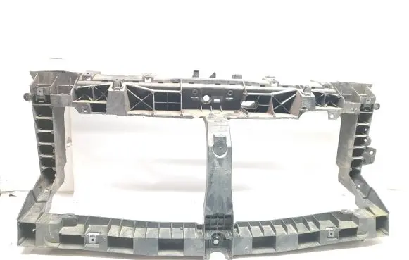 Radiator support slam panel bracket