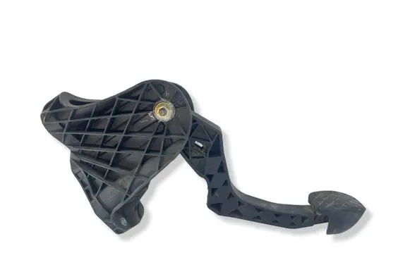 Volkswagen PASSAT B6 Clutch pedal 1K1721059AE
