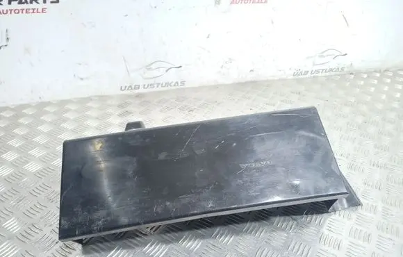 Volvo XC90 Battery box tray cover/lid 30782017