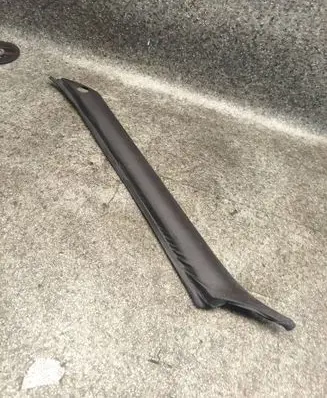 BMW 3 E30 (A) pillar trim 1884373
