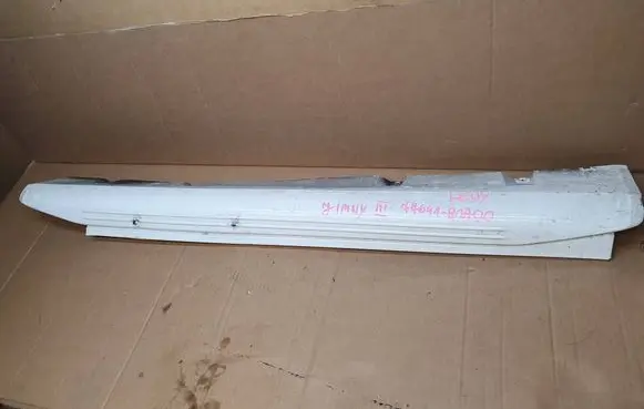 Suzuki Jimny Sill 7764181A00