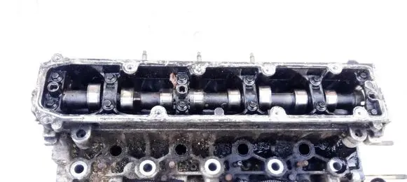 Citroen Xsara Engine head 9633750210