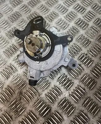 Ford Focus Vacuum pump CM5G2A451GB
