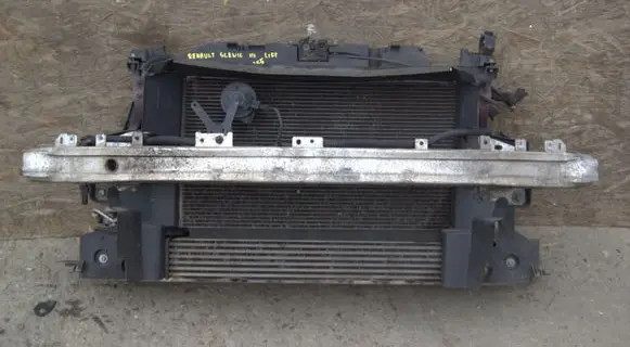 Renault Scenic III - Grand scenic III Radiator support slam panel