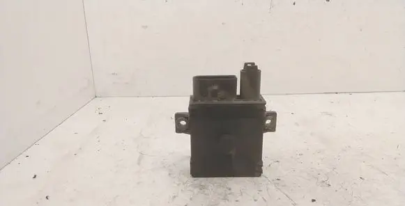 BMW 7 E65 E66 Glow plug pre-heat relay 7788956 0000394354 0522150101