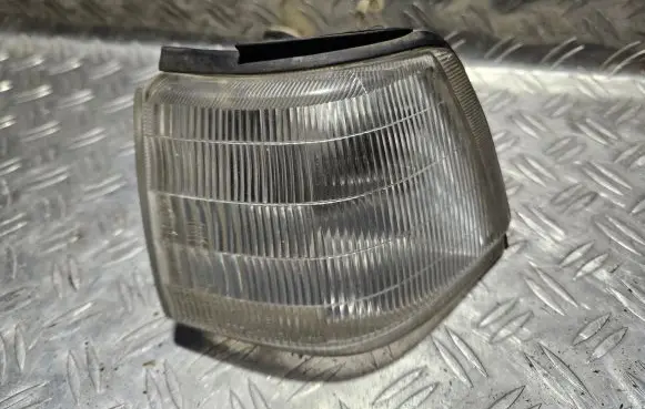 Mazda 626 Front indicator light 0520542 0520542L