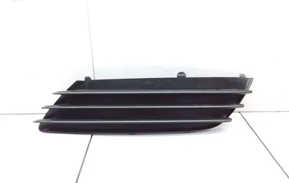 Front bumper lower grill