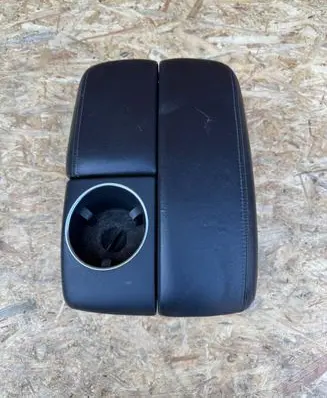 Audi Q7 4L Armrest 4L1864207N 29102010 130465059