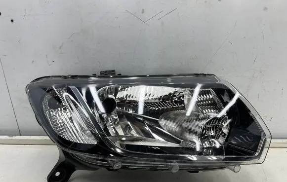 Dacia Sandero II Headlight/headlamp 260107615r