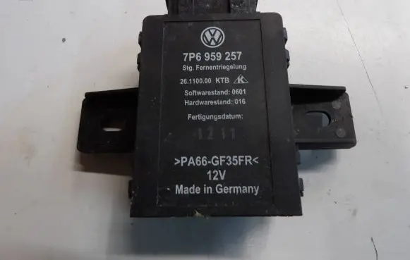Volkswagen Touareg II Other control units/modules 7P6959257 26110000