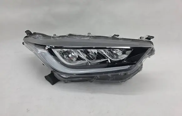 Toyota Yaris XP210 Headlight/headlamp K08EU