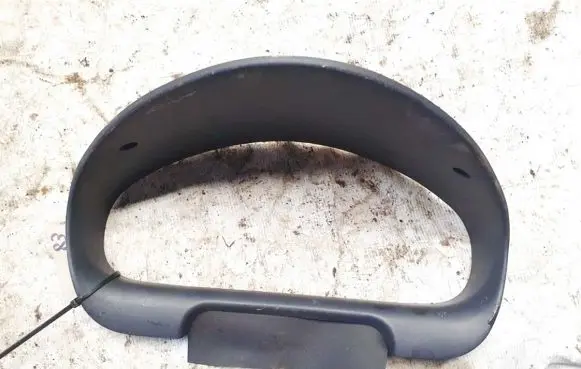 Mitsubishi Carisma Dashboard trim mr114066