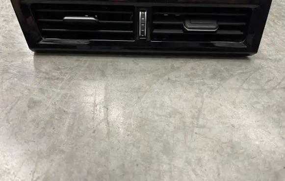 Volkswagen Touareg III Cabin air duct channel 