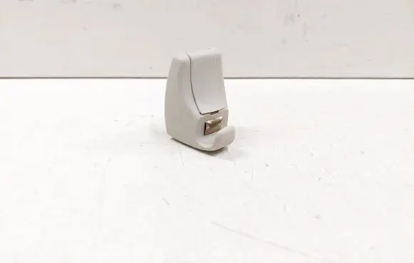 Sun visor clip/hook/bracket