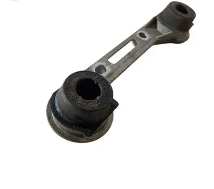 Buick Envision II Muffler mount bracket/holder 84134035