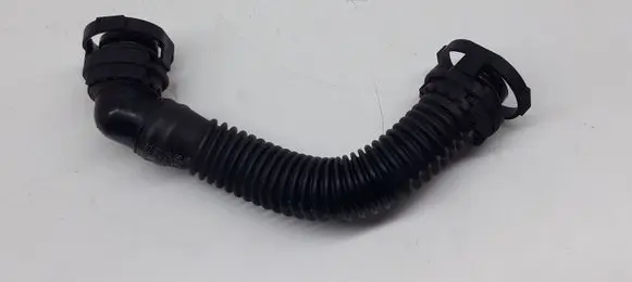 Audi A3 S3 8V Breather hose/pipe 04L103493
