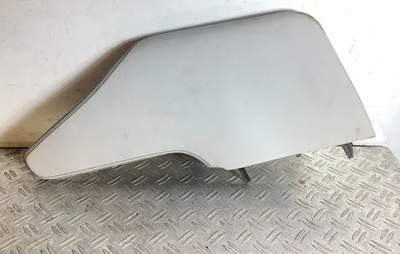 Other center console (tunnel) element