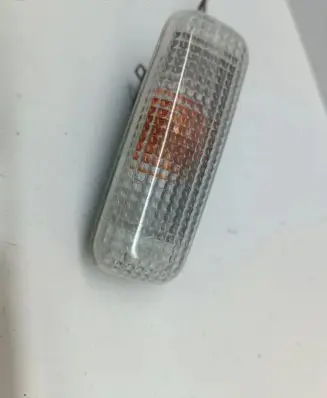 Front fender indicator light