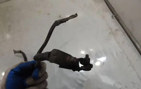 Toyota Yaris Negative earth cable (battery)