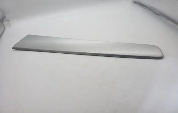 Volkswagen Jetta VI Front door trim bar 5C6867439A
