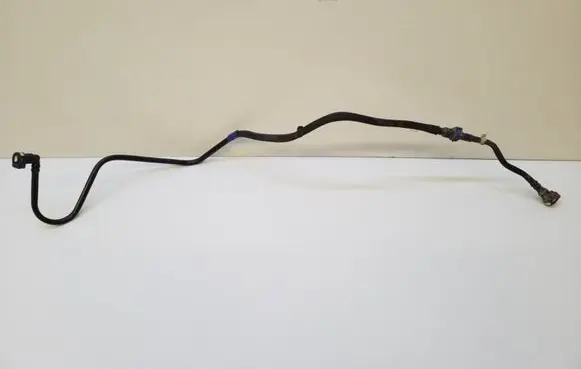 Chrysler Pacifica Fuel line pipe 201703222153A