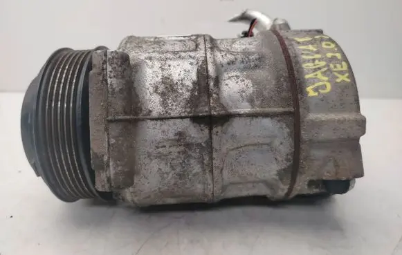 Jaguar XE Air conditioning (A/C) compressor (pump) CPLA19D629BE
