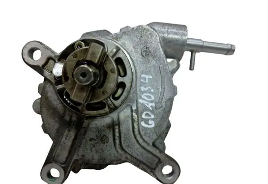 Toyota RAV 4 (XA40) Vacuum pump