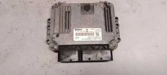 KIA Ceed Engine control unit/module 391132A510 0281016570 1039S37864