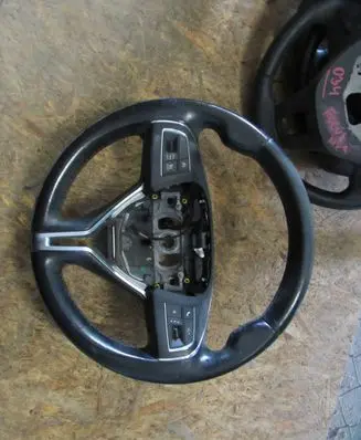 Maserati Ghibli Steering wheel