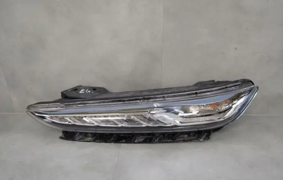 Hyundai Kona I LED Daytime headlight 92207