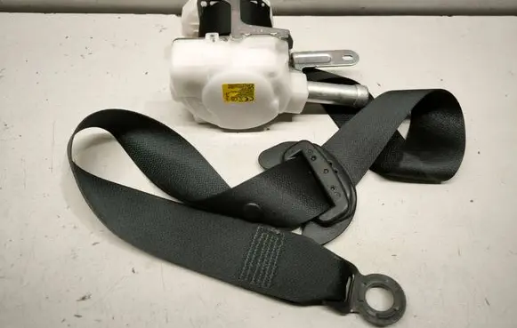 Lexus RX V Front seatbelt 7Y1980P